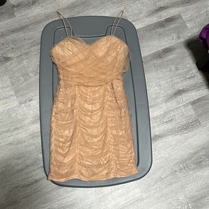 Fashion Nova Dress. L.